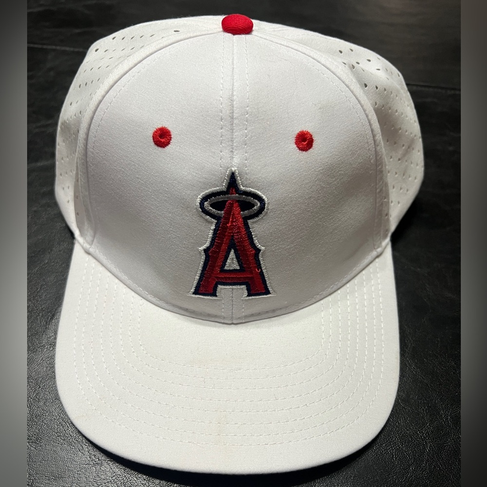 Los Angeles Angels of Anaheim White Hat - Brand New
